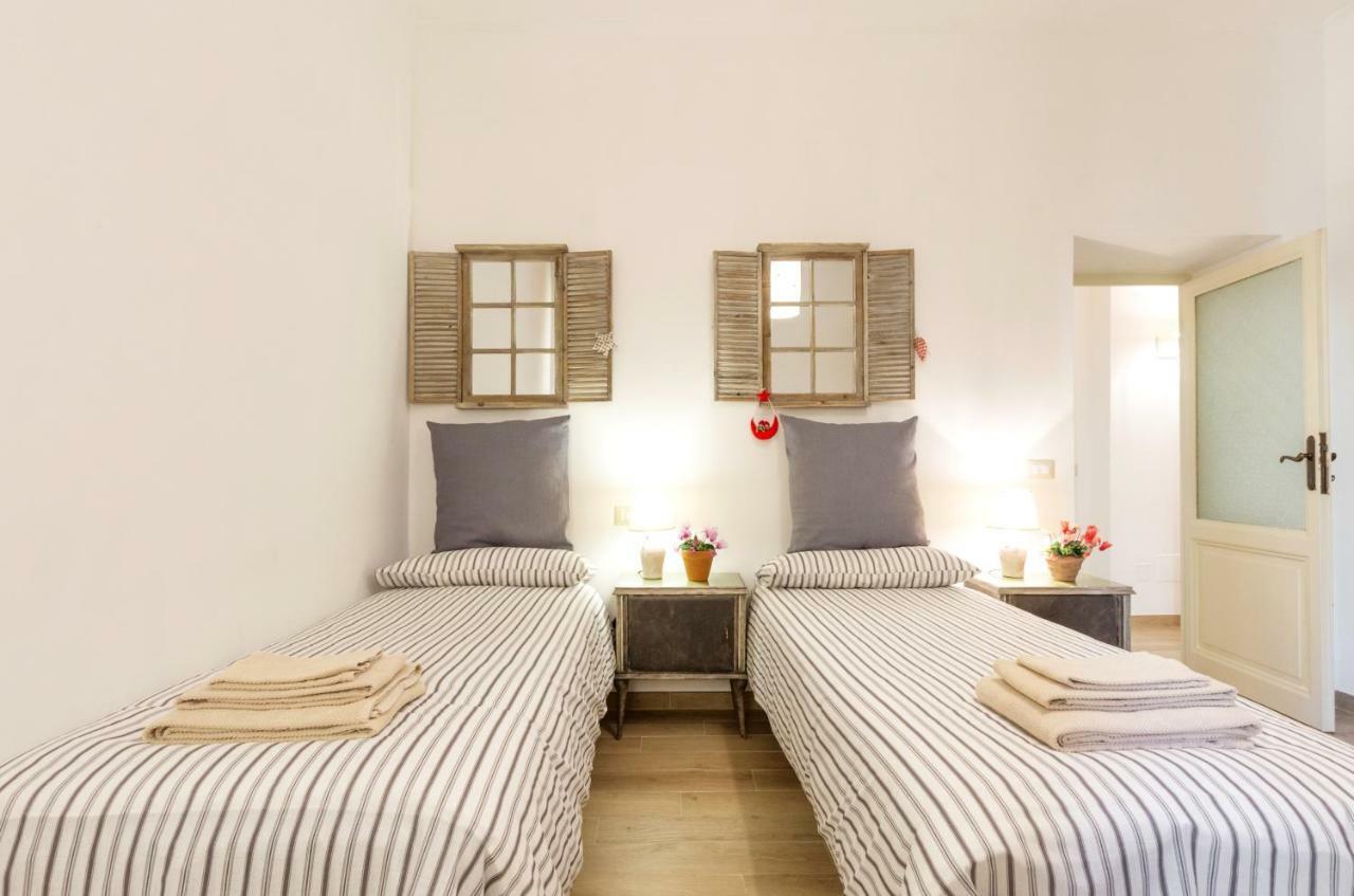 La Romàntìca Al Colosseo Apartamento Roma